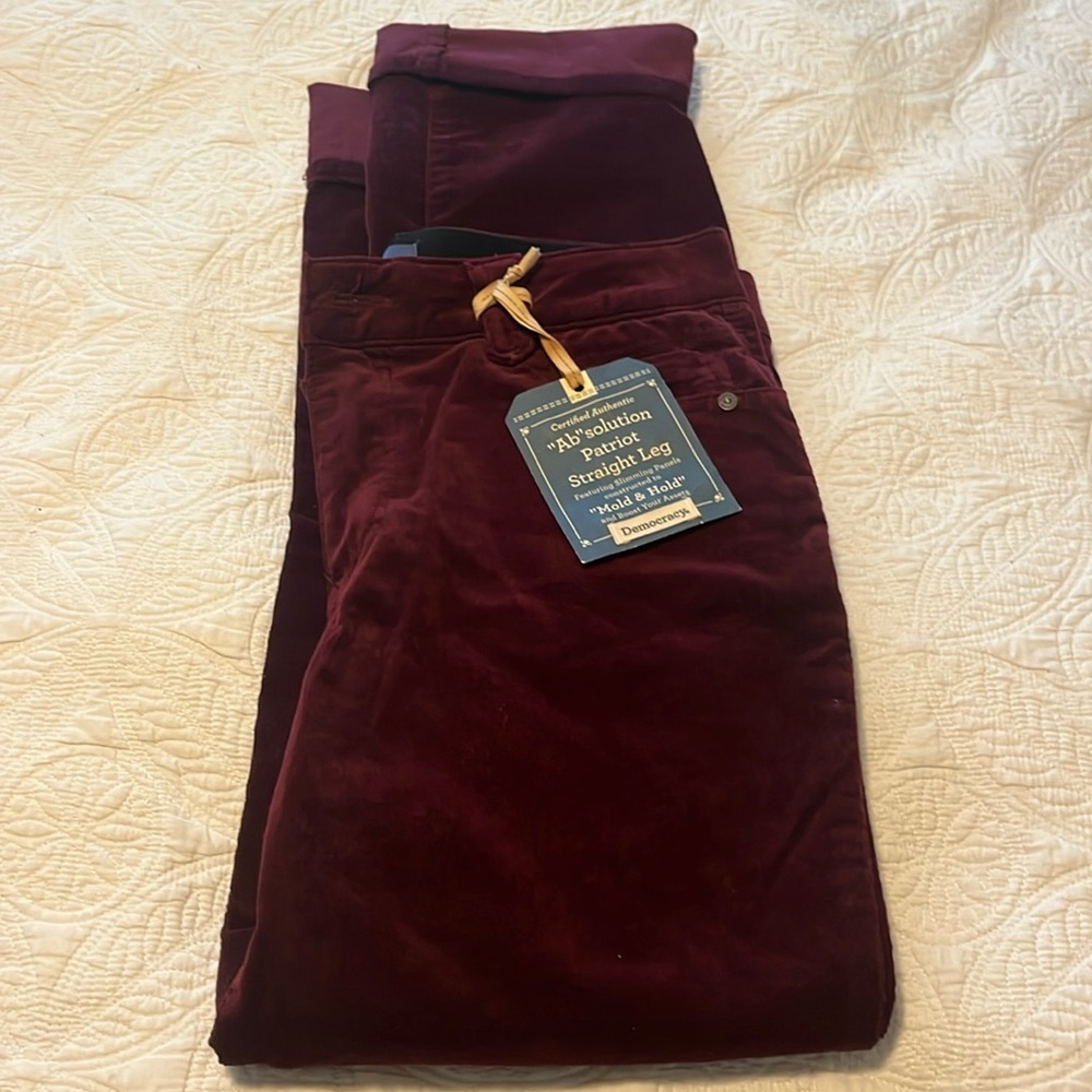 Democracy “ab”solution straight leg corduroy. NWT.